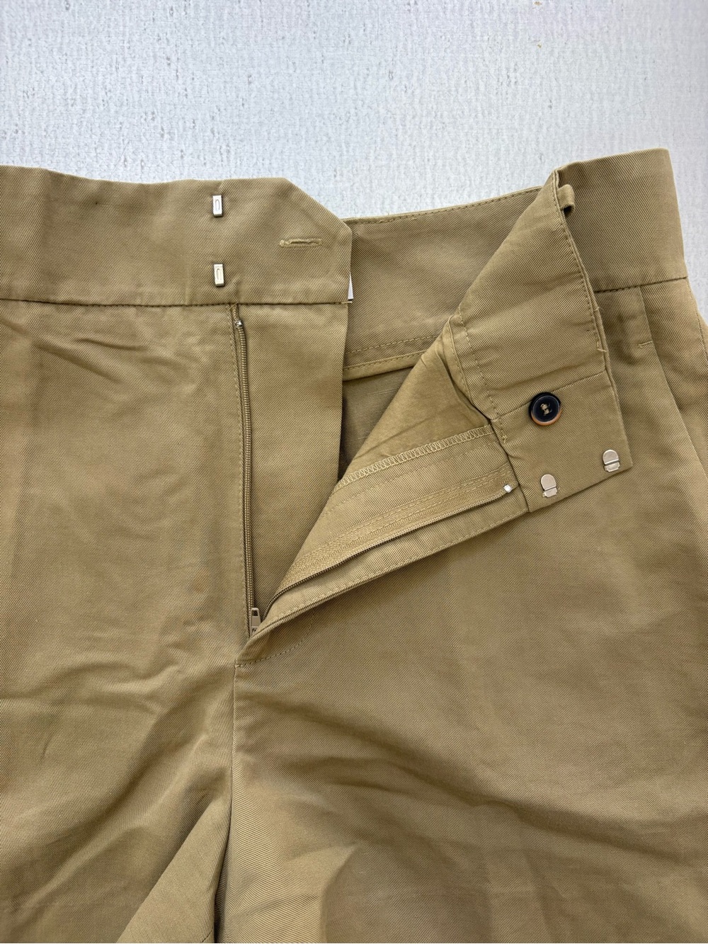 Zara Chinos in Khaki Tan